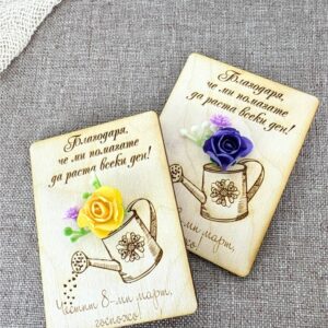 Дървен магнит с роза за учител