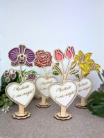 Пролетни цветя с персонализиран текст